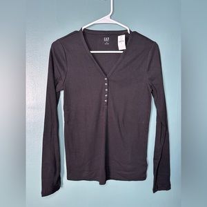 GAP Ribbed V-Neck Henley
